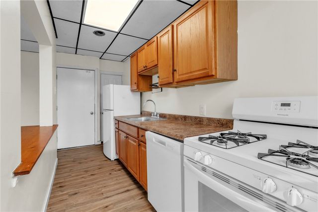 5132 Butler St, Lawrenceville, PA 15201