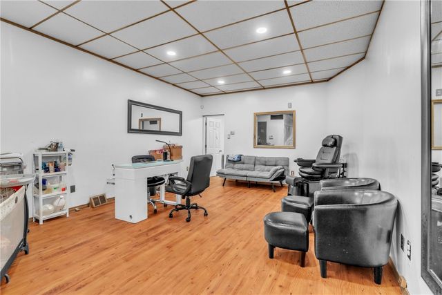 5132 Butler St, Lawrenceville, PA 15201