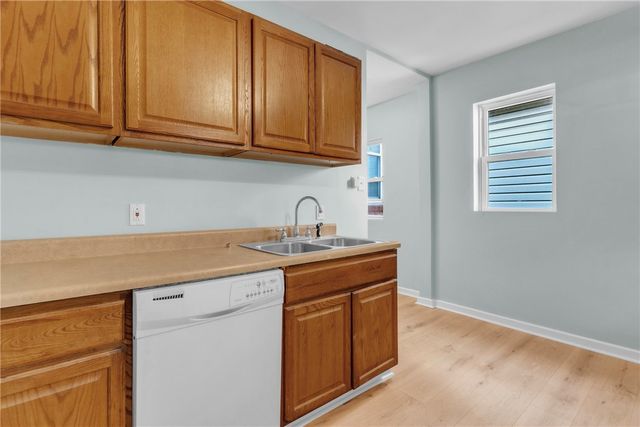 5132 Butler St, Lawrenceville, PA 15201