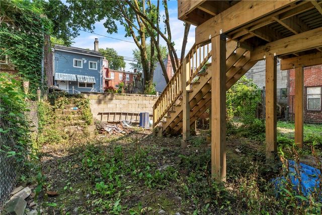 5132 Butler St, Lawrenceville, PA 15201