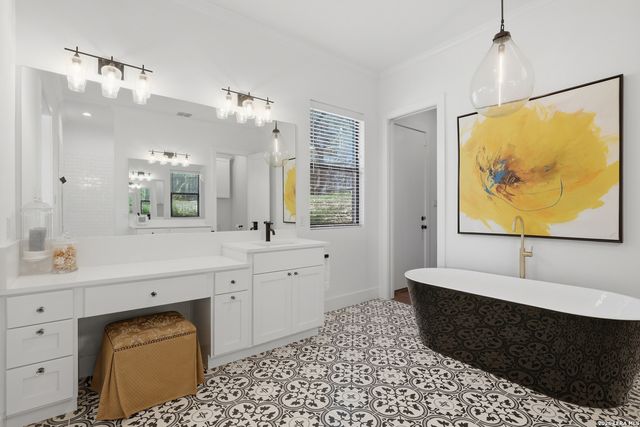 23850 Castle Peak, San Antonio, TX 78258