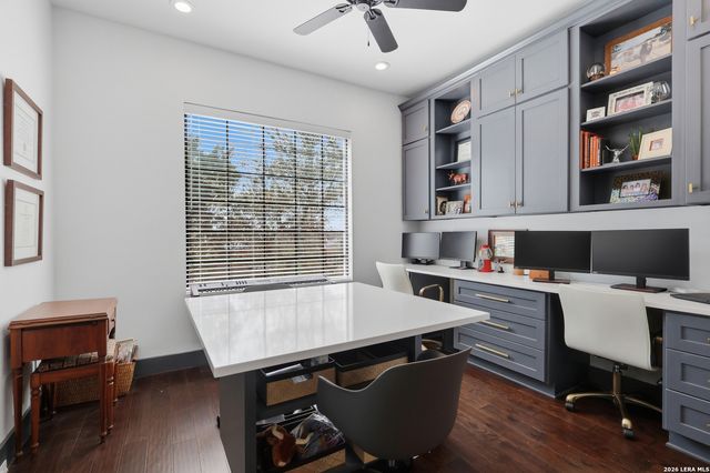 23850 Castle Peak, San Antonio, TX 78258