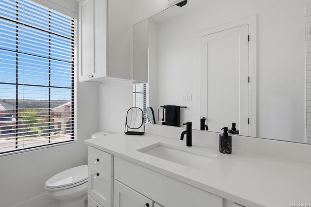 23850 Castle Peak, San Antonio, TX 78258