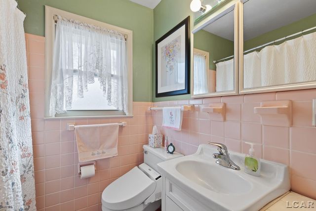 1335 Spencer Place, Adrian, MI 49221