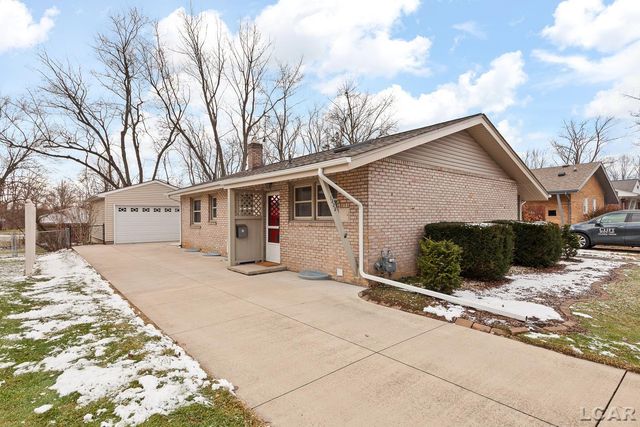 1335 Spencer Place, Adrian, MI 49221