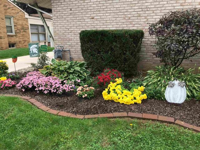 1335 Spencer Place, Adrian, MI 49221