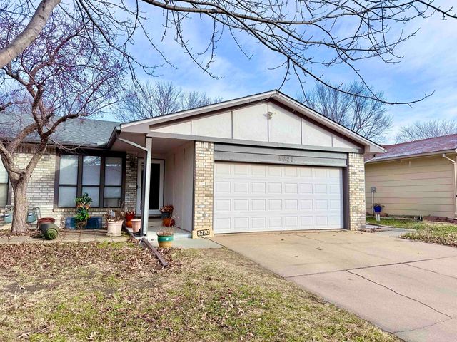 8720 E Boston St, Wichita, KS 67207