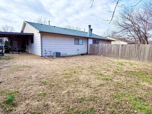 8720 E Boston St, Wichita, KS 67207