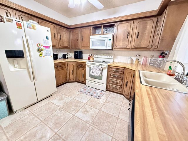 8720 E Boston St, Wichita, KS 67207