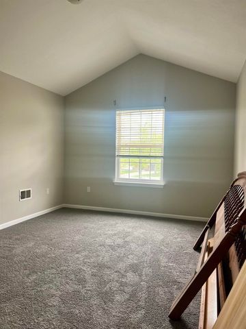 5498 Greenway Drive 47, Trenton, MI 48183