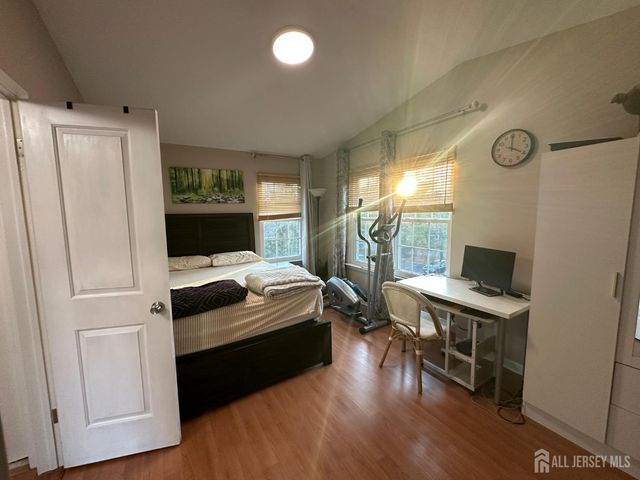 5192 Beech Court, South Brunswick, NJ 08852