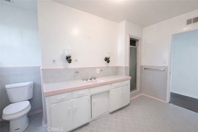 18 Woodland Lane, Arcadia, CA 91006