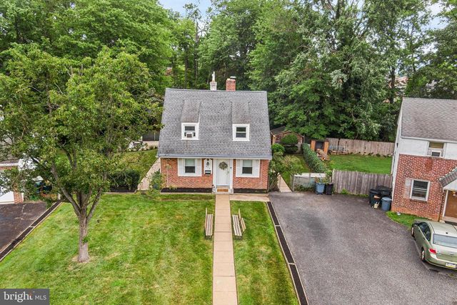 822 WYNDOM TER, Secane, PA 19018