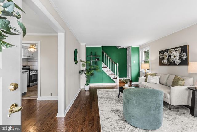 822 WYNDOM TER, Secane, PA 19018