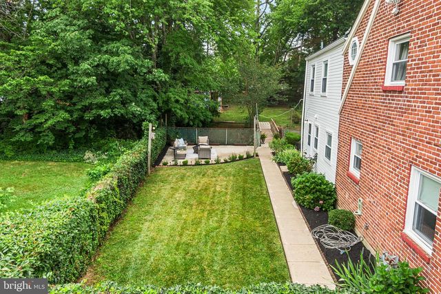 822 WYNDOM TER, Secane, PA 19018