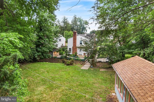 822 WYNDOM TER, Secane, PA 19018