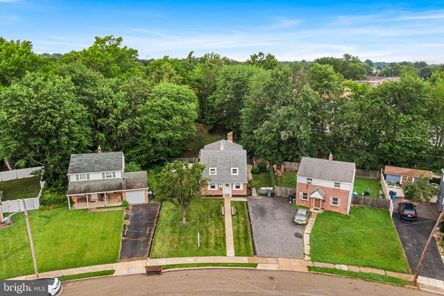 822 WYNDOM TER, Secane, PA 19018