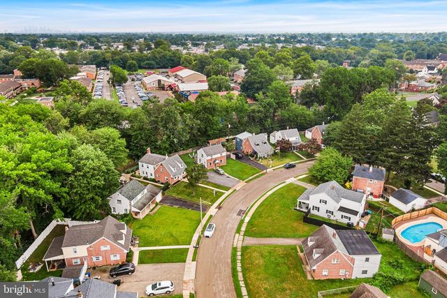822 WYNDOM TER, Secane, PA 19018