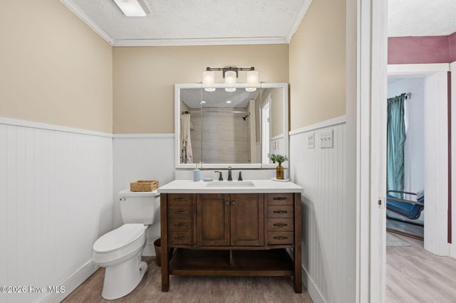 824 Pelican Drive, New Bern, NC 28560