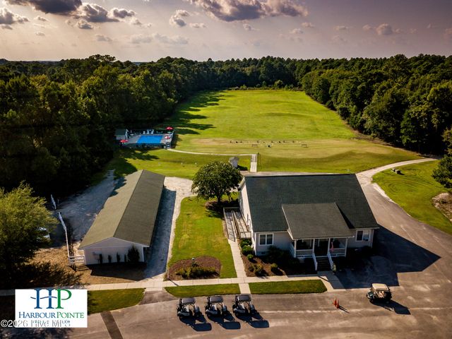 824 Pelican Drive, New Bern, NC 28560