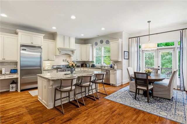 4054 Newhaven Circle NE, Brookhaven, GA 30319