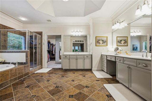 4054 Newhaven Circle NE, Brookhaven, GA 30319