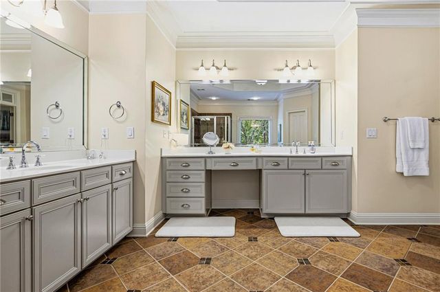 4054 Newhaven Circle NE, Brookhaven, GA 30319