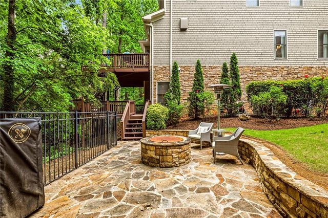 4054 Newhaven Circle NE, Brookhaven, GA 30319
