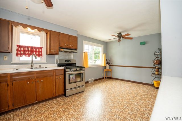 148 Deumant, Tonawanda, NY 14223