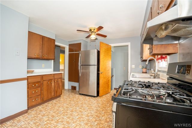 148 Deumant, Tonawanda, NY 14223