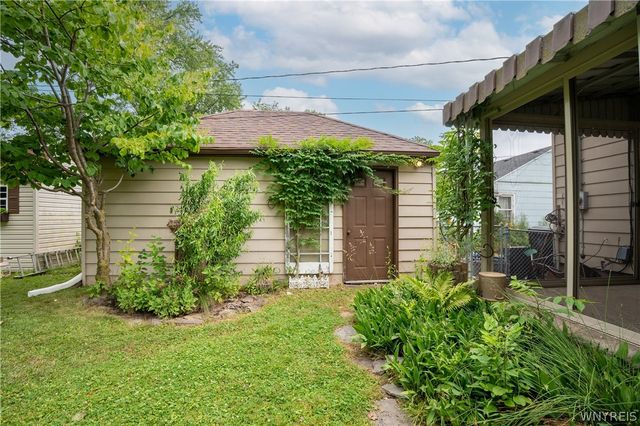 148 Deumant, Tonawanda, NY 14223