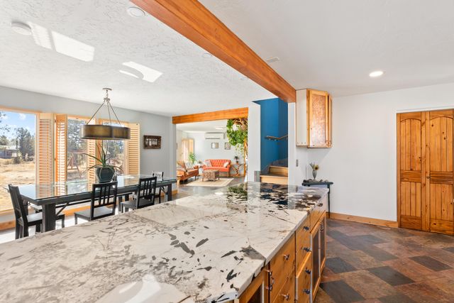 4455 NE Vaughn Avenue, Terrebonne, OR 97760