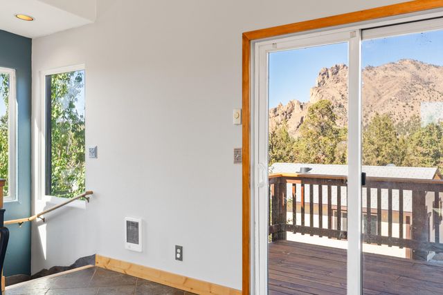 4455 NE Vaughn Avenue, Terrebonne, OR 97760