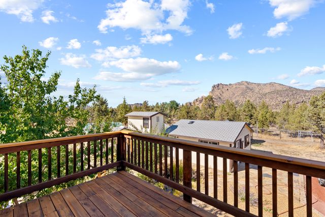 4455 NE Vaughn Avenue, Terrebonne, OR 97760