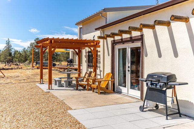 4455 NE Vaughn Avenue, Terrebonne, OR 97760