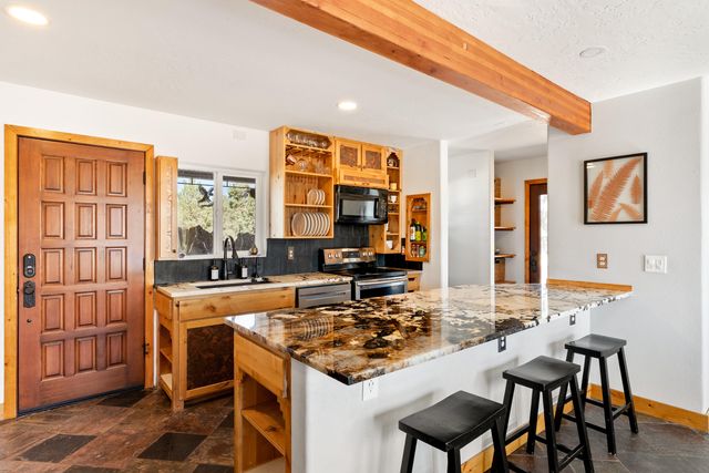 4455 NE Vaughn Avenue, Terrebonne, OR 97760