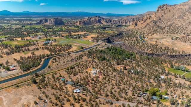 4455 NE Vaughn Avenue, Terrebonne, OR 97760