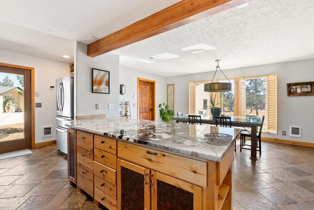 4455 NE Vaughn Avenue, Terrebonne, OR 97760