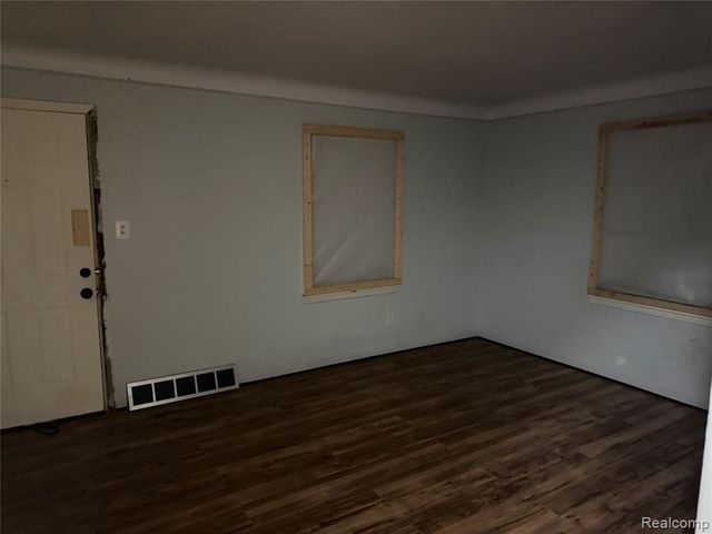 4173 Moore Street, Inkster, MI 48141