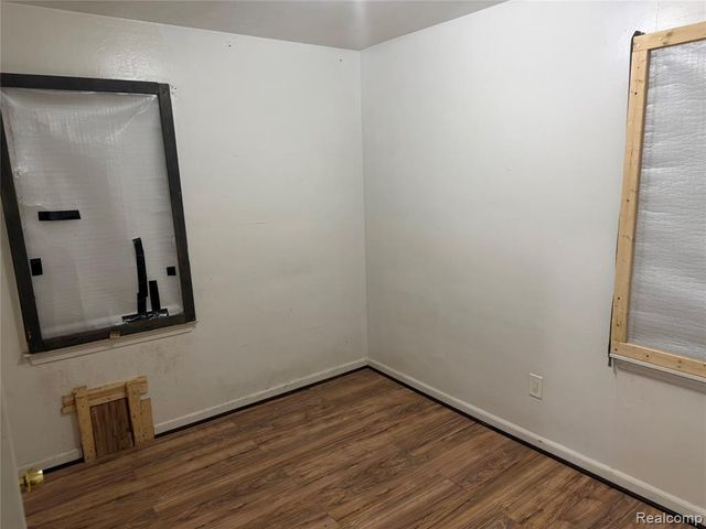 4173 Moore Street, Inkster, MI 48141
