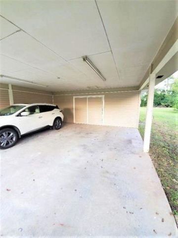 12610 NW Virginia G. Weaver Street, Bristol, FL 32321