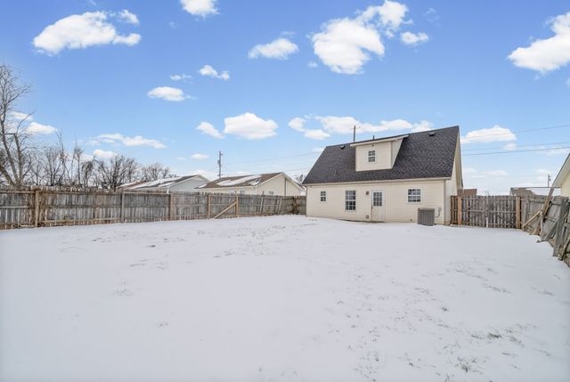 1107 Timothy Ave, Oak Grove, KY 42262