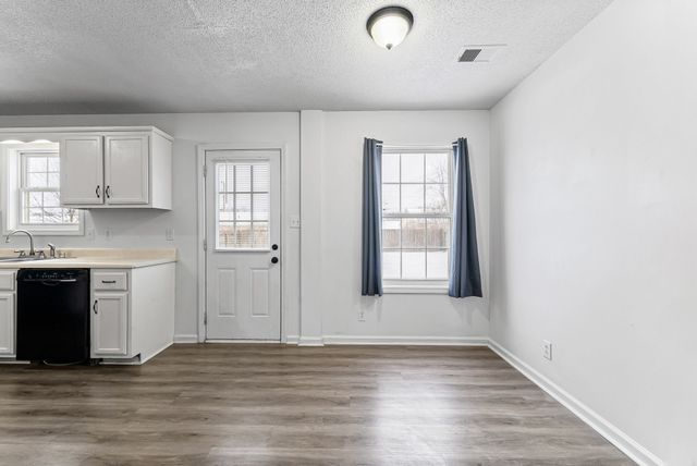 1107 Timothy Ave, Oak Grove, KY 42262