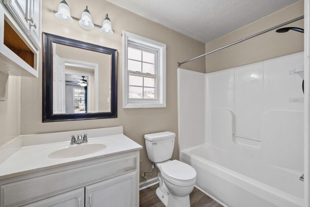 1107 Timothy Ave, Oak Grove, KY 42262