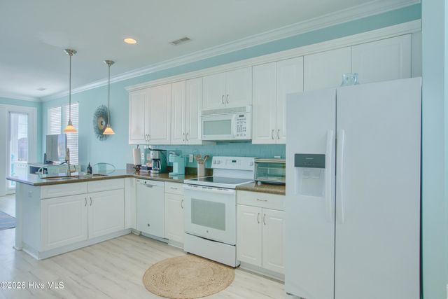 106 Egret Landing Court B, Holly Ridge, NC 28445