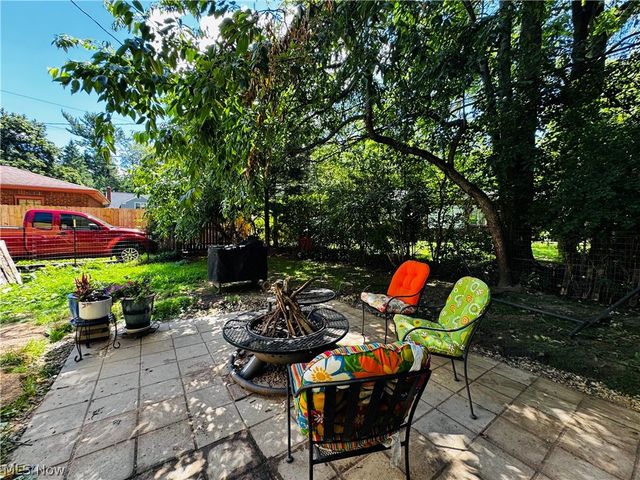 250 Malden Street, Akron, OH 44313