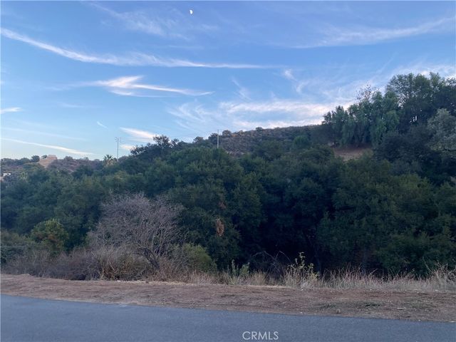 0 S Skyline Dr Drive, Thousand Oaks, CA 91361