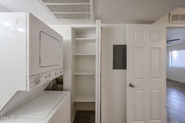 21622 N 23RD Avenue B105, Phoenix, AZ 85027