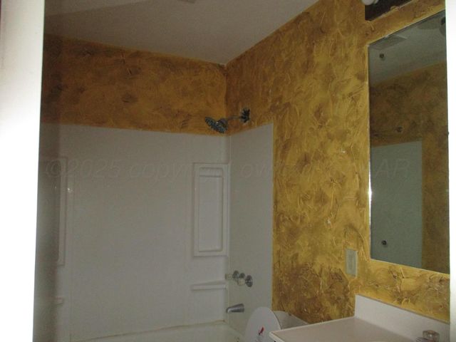 1502 LANCELOT Street, Borger, TX 79007