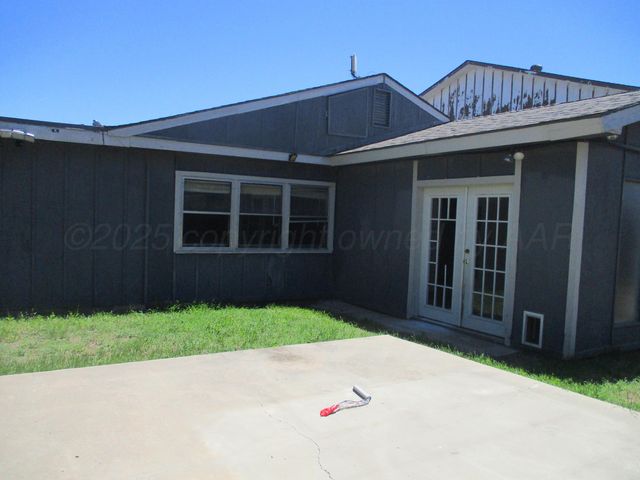 1502 LANCELOT Street, Borger, TX 79007